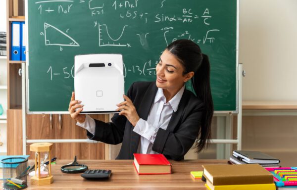 Magic Touch Projector – Interaktiver Full-HD-Projektor für Tische & Wände - Image 16